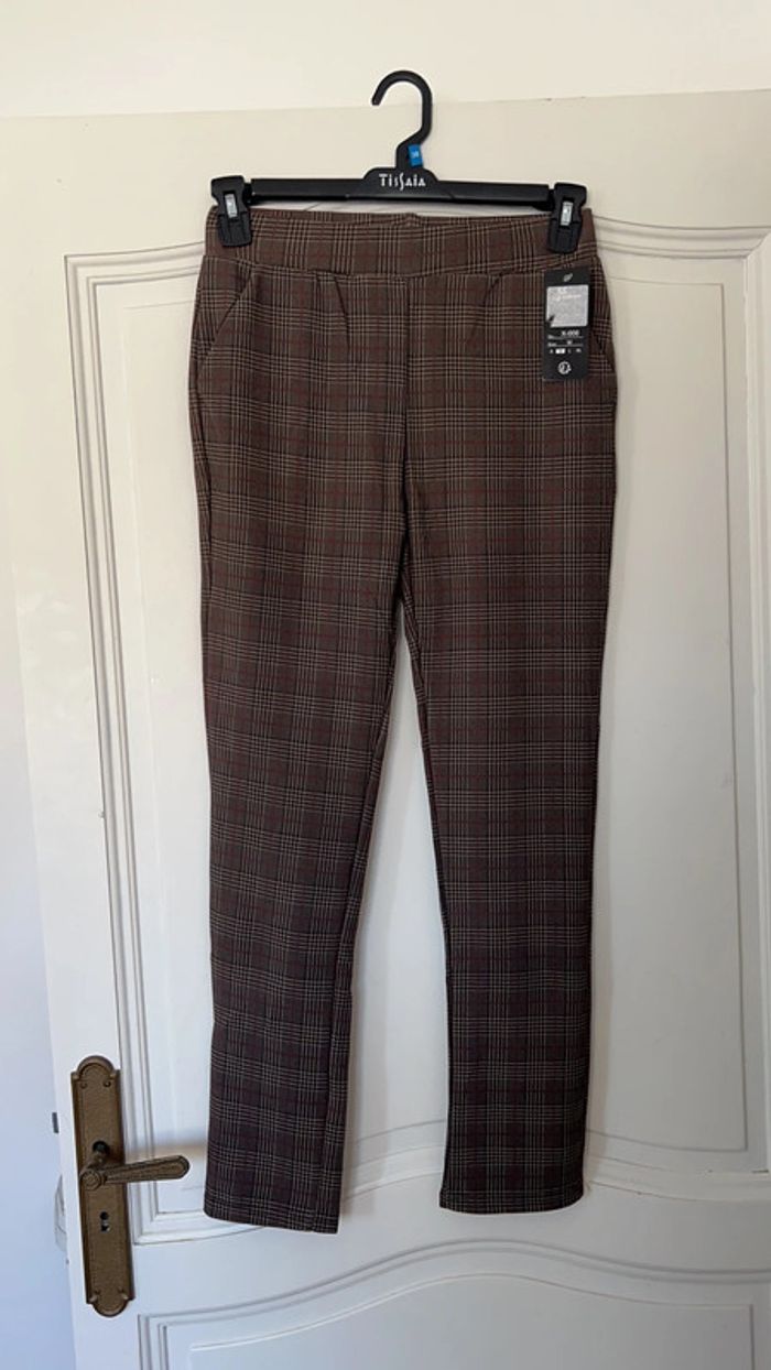 Pantalon à carreau