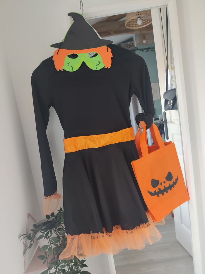 Déguisement robe sorcière et accessoires Halloween Taille 7-10 ans