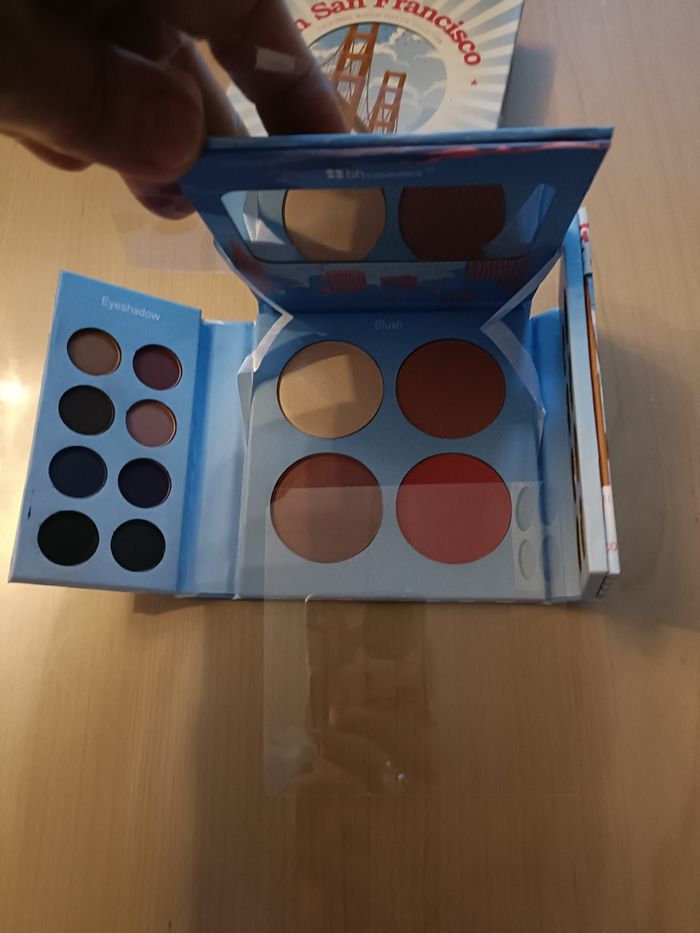 3 PALETTES BH COSMETICS NEUVES - photo numéro 5