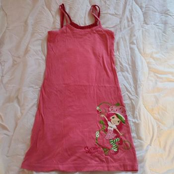 Robe Charlotte aux fraises 6 ans neuve
