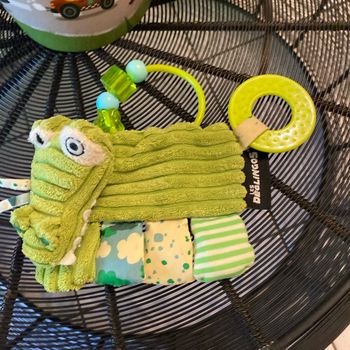 Doudou crocodile de chez les deglingos