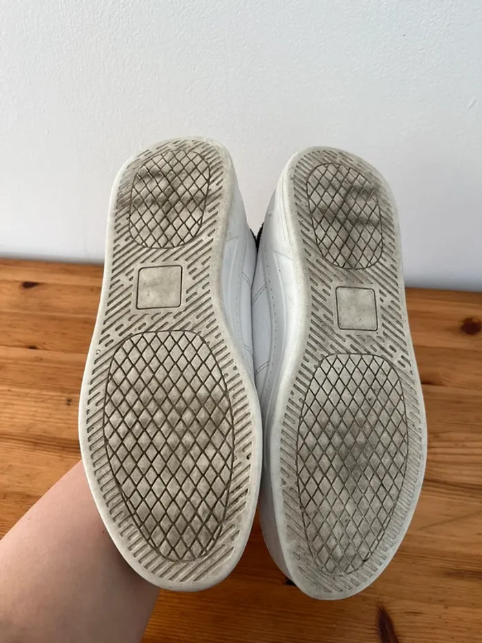 Chaussures avec oreilles de Mickey - photo numéro 9