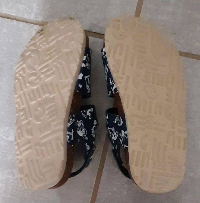 Sandales gémo taille 25 - photo numéro 4