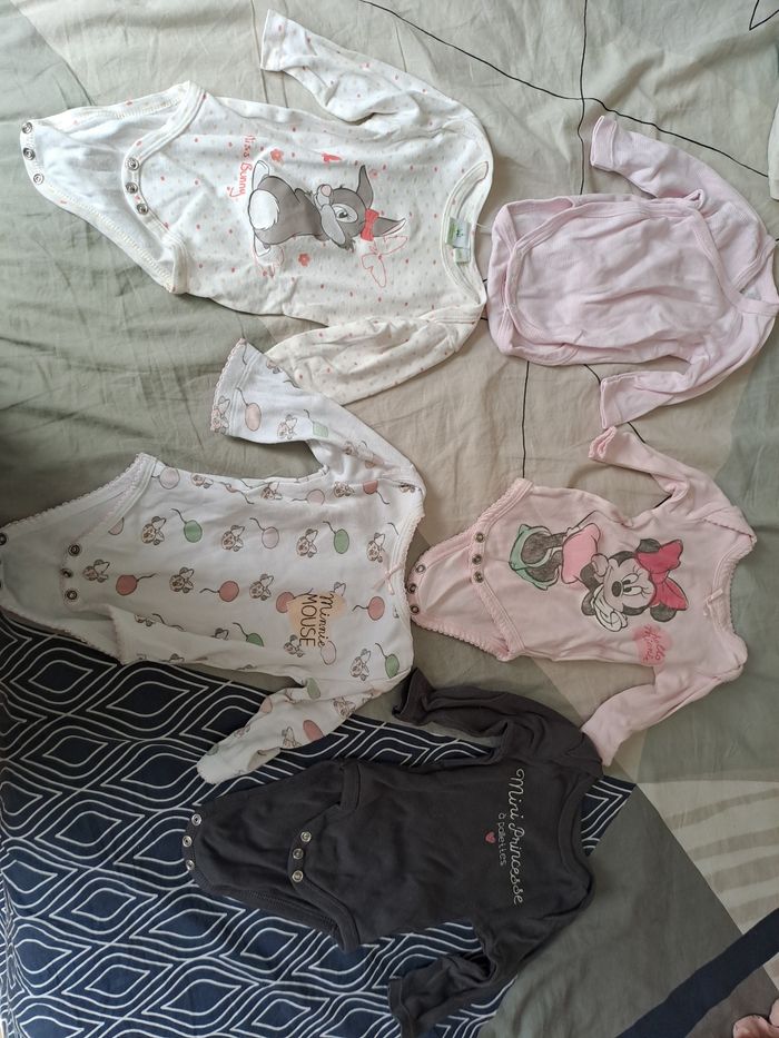 Lot de 5 bodies