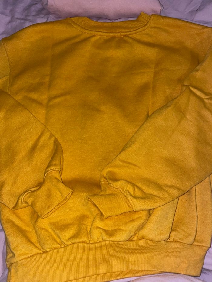 Pull jaune Bershka - photo numéro 2