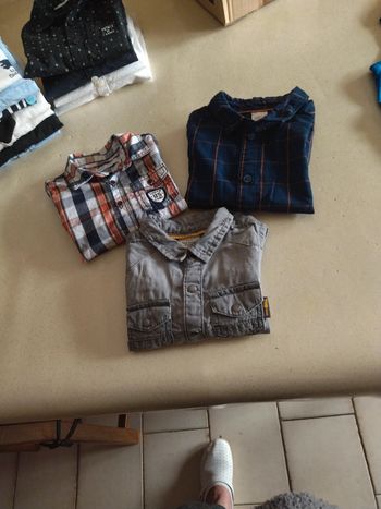 Lot de 3 chemises garçons manches longues. Taille 12 mois. Très bon état