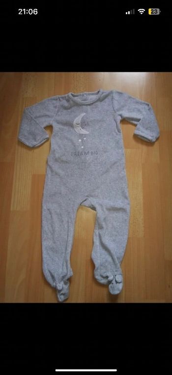 Pyjama bebe