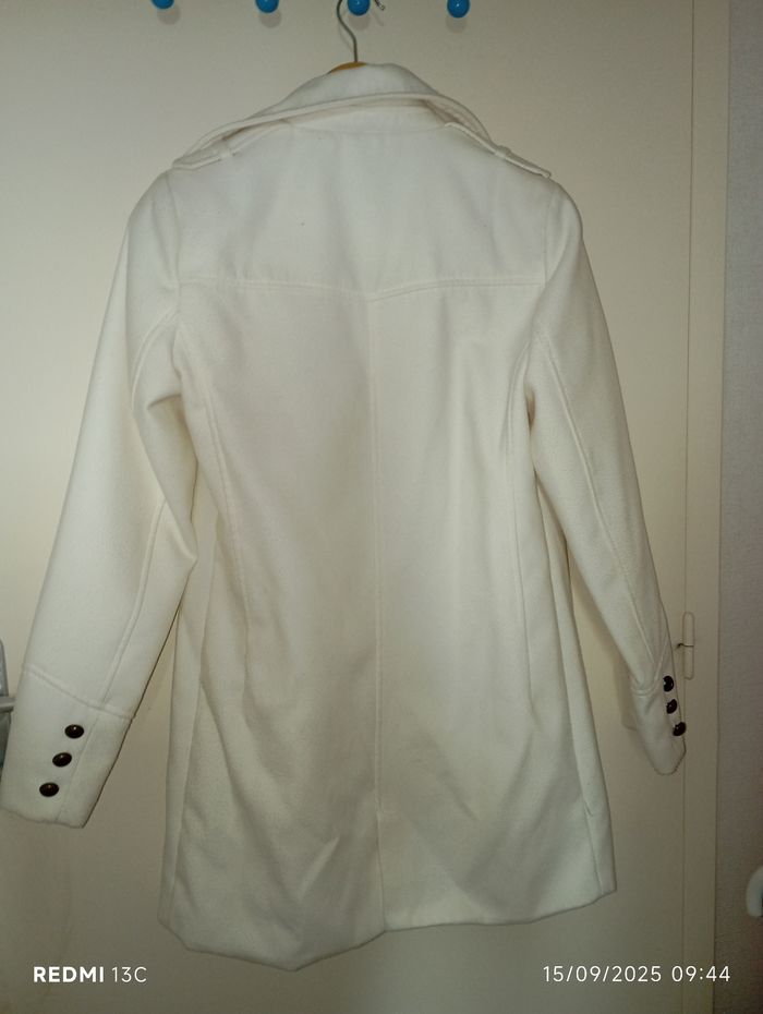 Manteau blanc - photo numéro 2