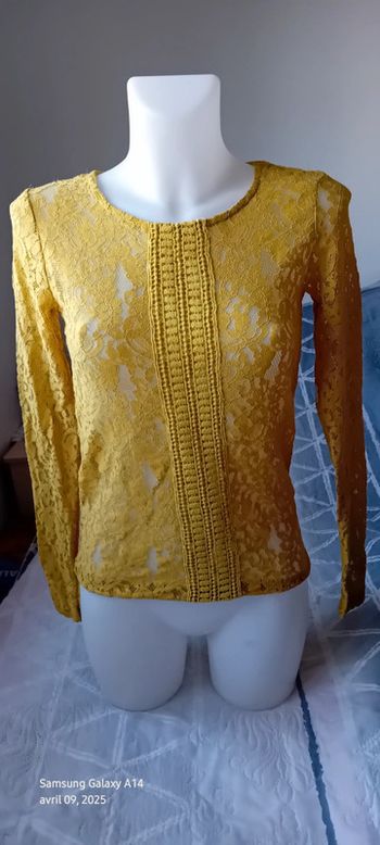 Haut en dentelle ajourée motif floral moutarde femme 36 promod