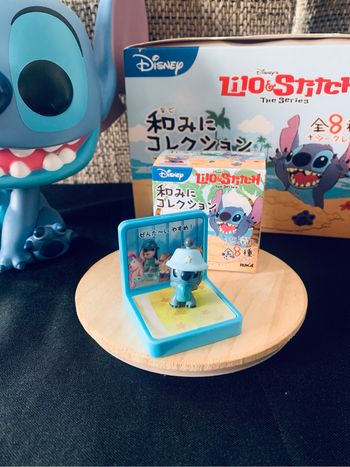 Figurine Stitch - Collection avec décor (4 sur 9)