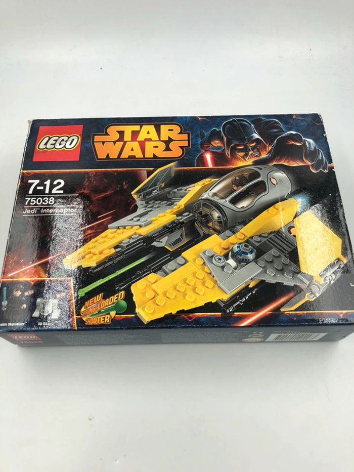 Boîte Lego Star Wars Jedi Interceptor N•75038 - photo numéro 3