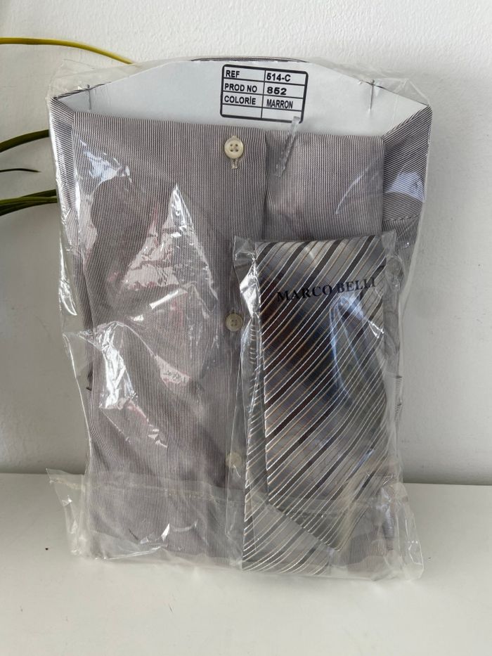 Chemise Homme neuve + Cravate – Cotton gallery/ Marcobelli – T. 43/44 - photo numéro 2