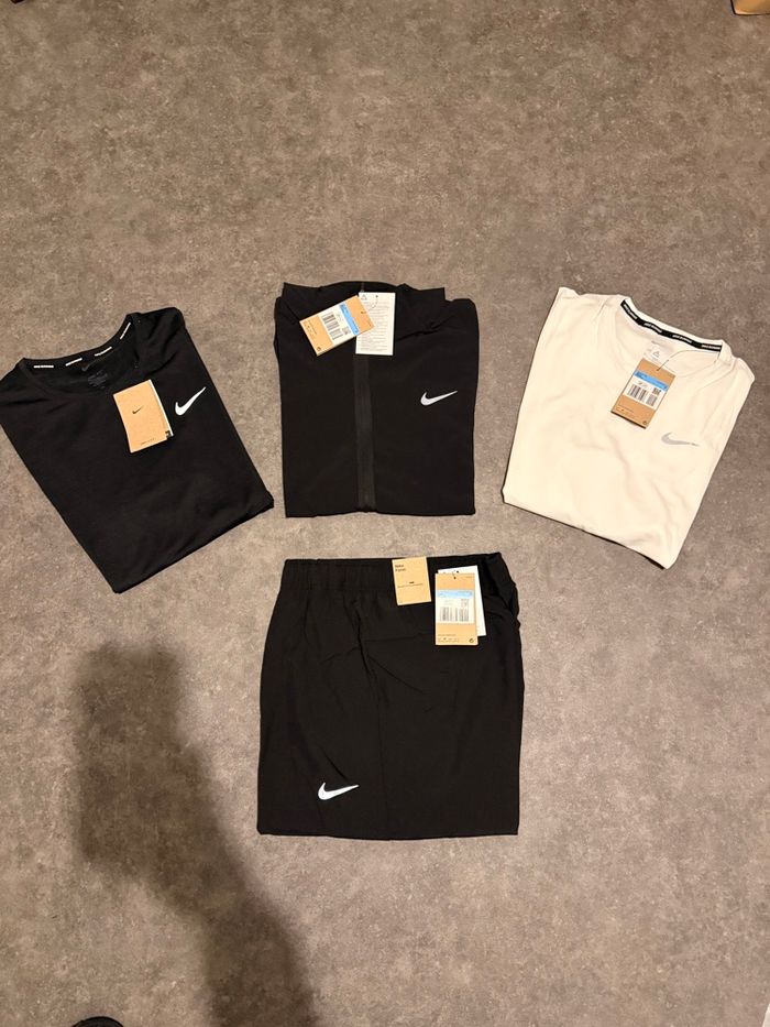 Ensemble running : veste, pantalon, 2 t-shirt - photo numéro 6