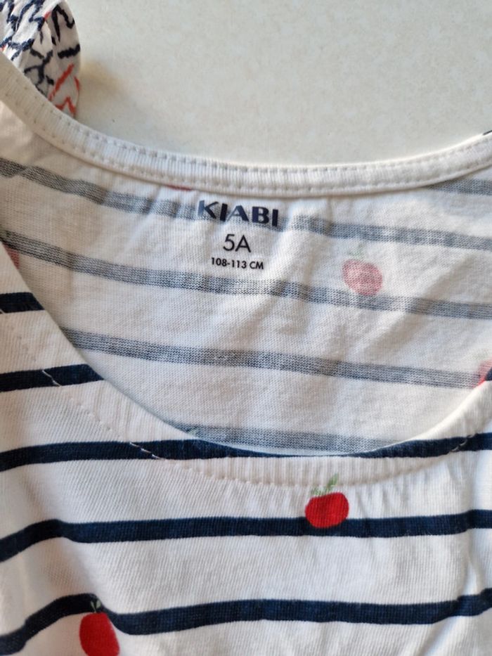 Lot de 2 robes été 5 ans mais petite tâche - photo numéro 6