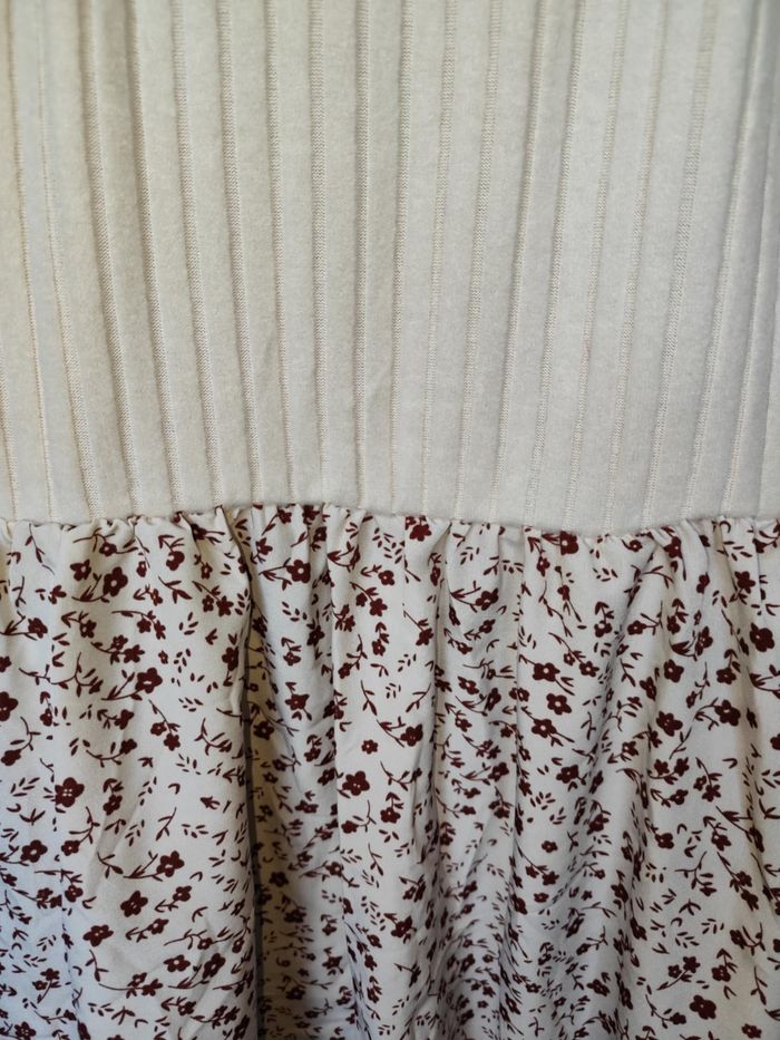 Robe d'été taille M , neuve sans étiquette - photo numéro 2