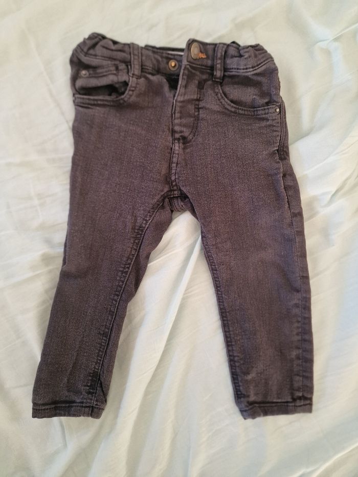 Pantalon 12 mois zara neuf