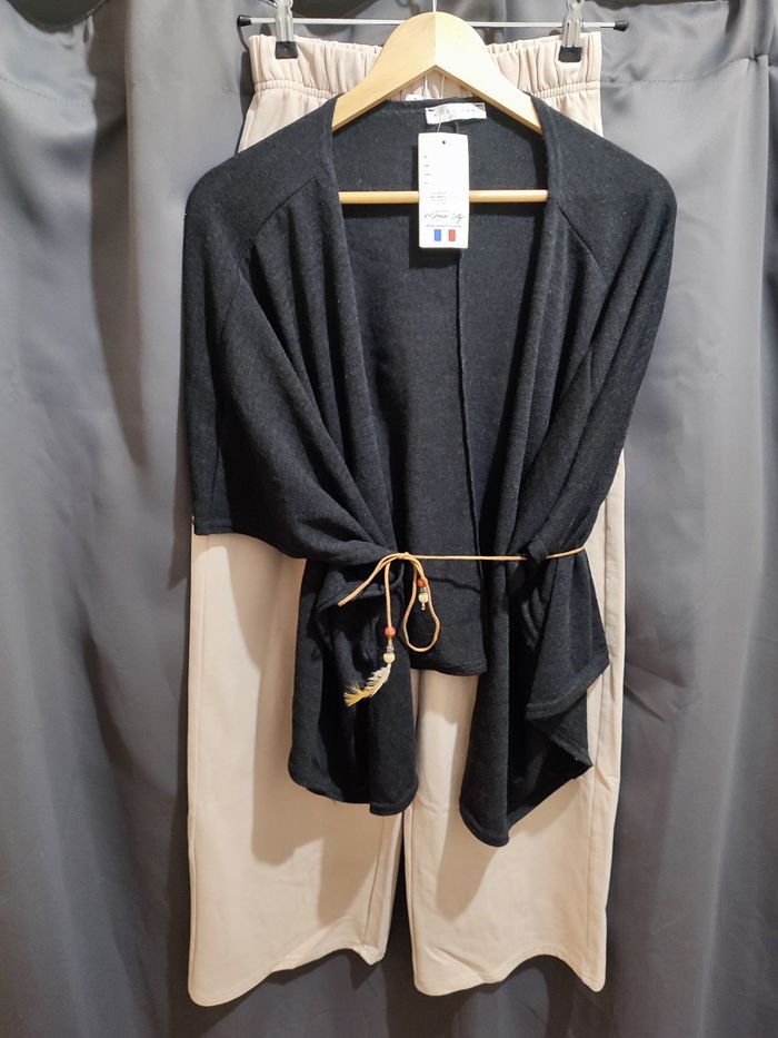 Gilet et pantalon 13/14 ans - photo numéro 2