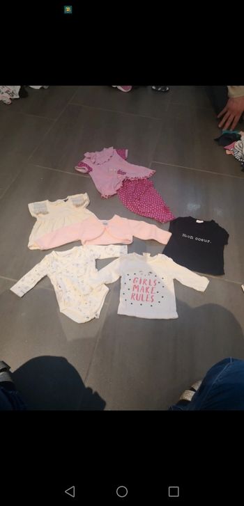 Lot 6 vêtements bébé fille taille 3 mois