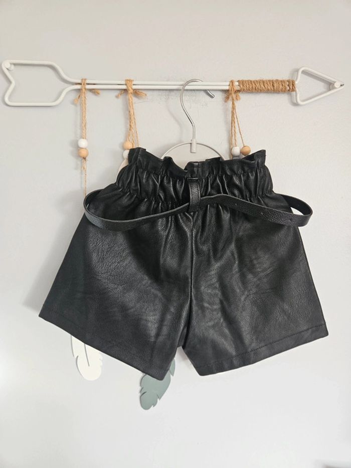 Short 24 mois - photo numéro 2