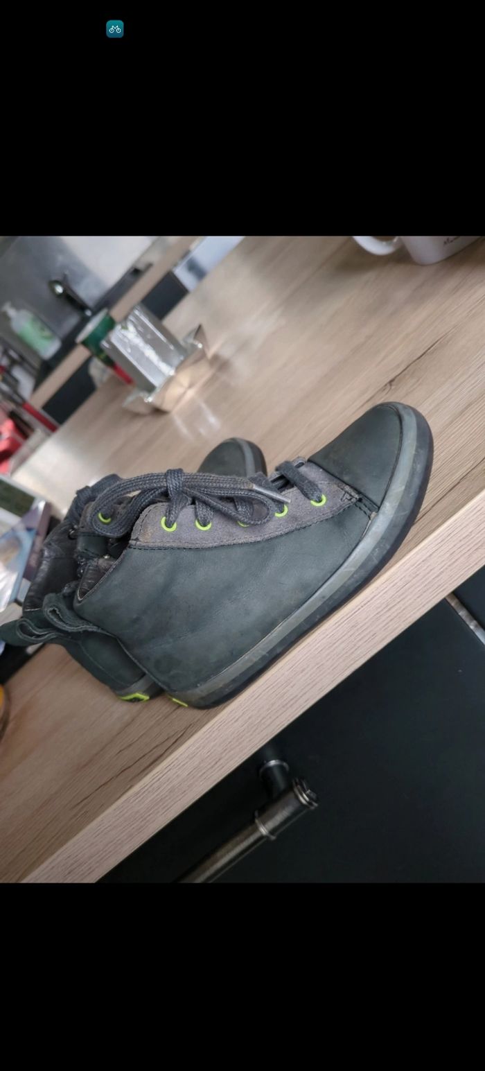 Basket camper taille 28 - photo numéro 4