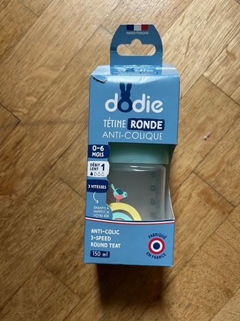 Biberon Dodie anti colique - neuf