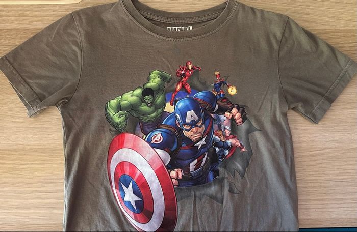 Lot de 2 t-shirts Marvel manches courtes Disneyland Paris - photo numéro 3