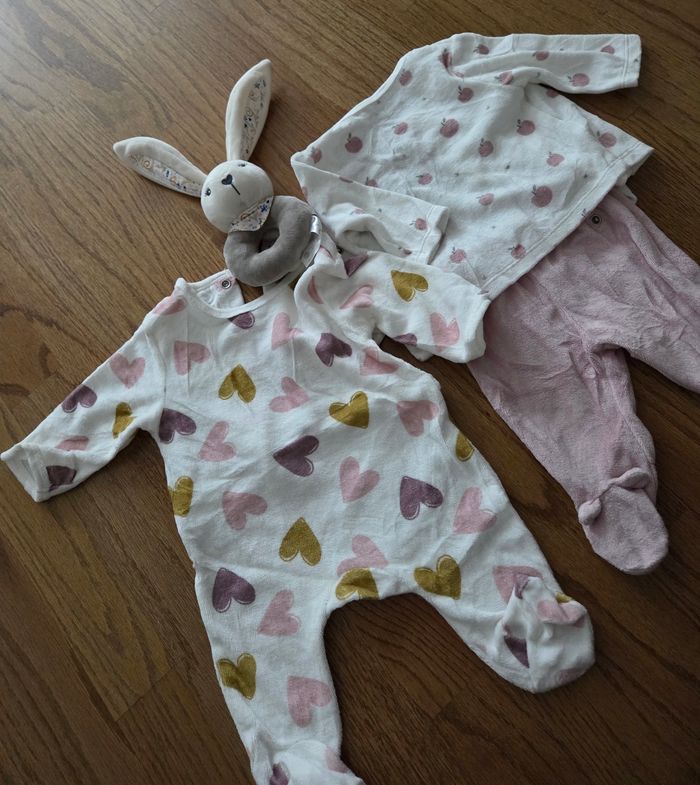 Lot de 2 pyjamas chaud kiabi fille 1 mois