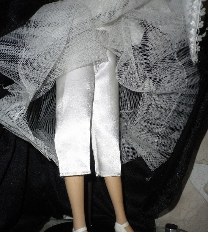 Poupée porcelaine Diane de Poitiers - photo numéro 6
