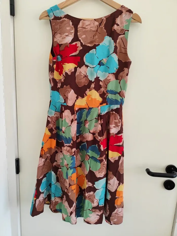 Superbe robe d'été fleurie style rétro 100% soie 36 parfait état - photo numéro 9