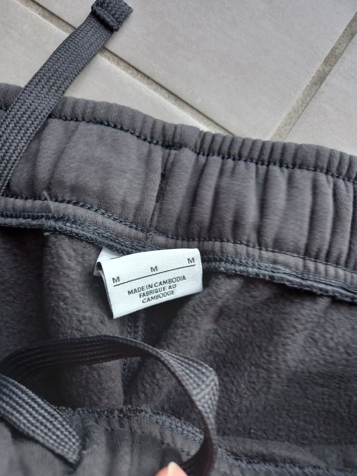 Pantalon nike - photo numéro 2
