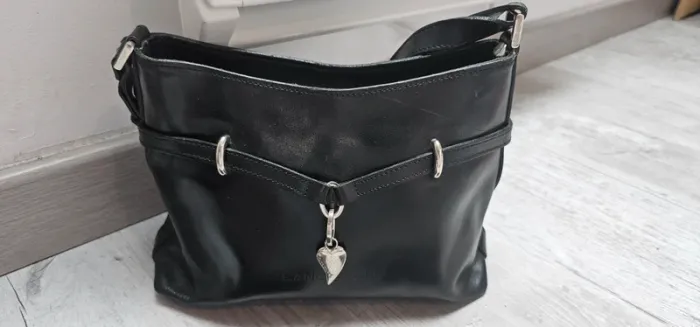 Sac a main lancaster noir en lot avec portefeuille et monnaie - photo numéro 4