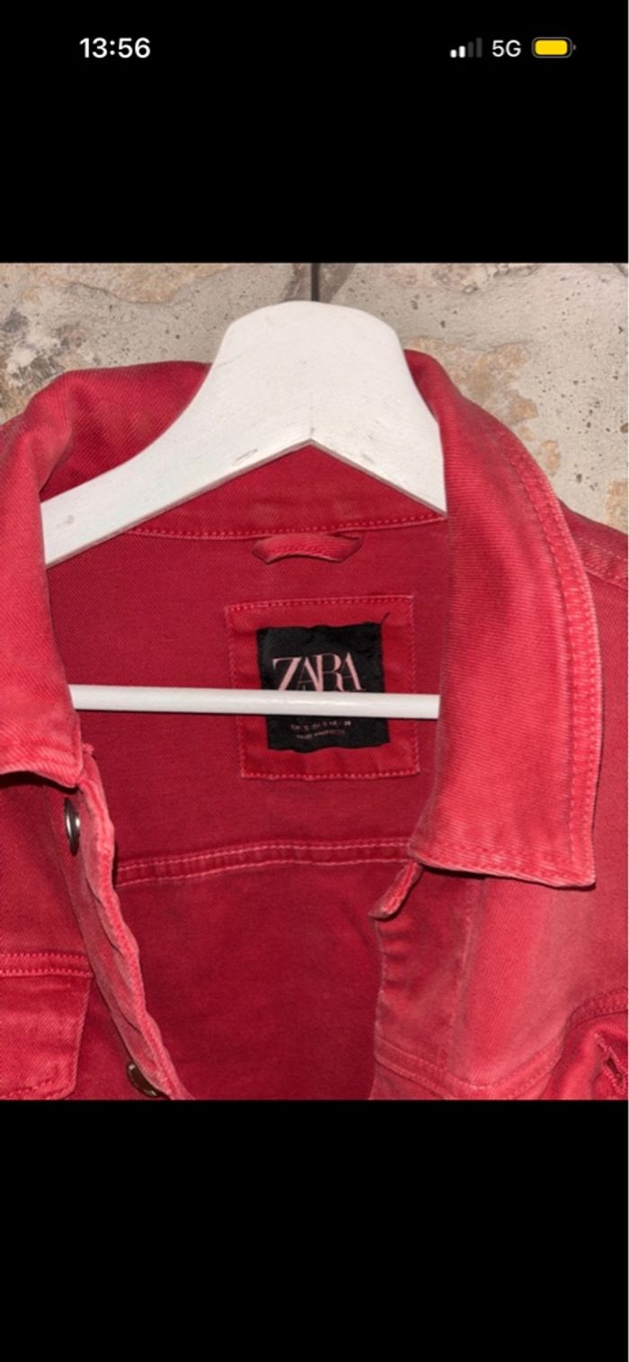 Veste en jean rouge - photo numéro 2