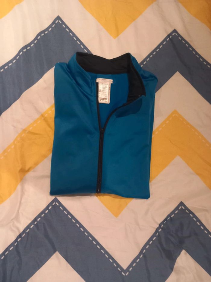 Veste de sport 12 /13 ans