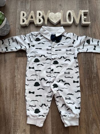 - Combinaison - 6 mois - Très bon état