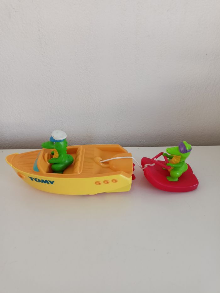 Crocodile en ski nautique jouet de bain tomy - photo numéro 3