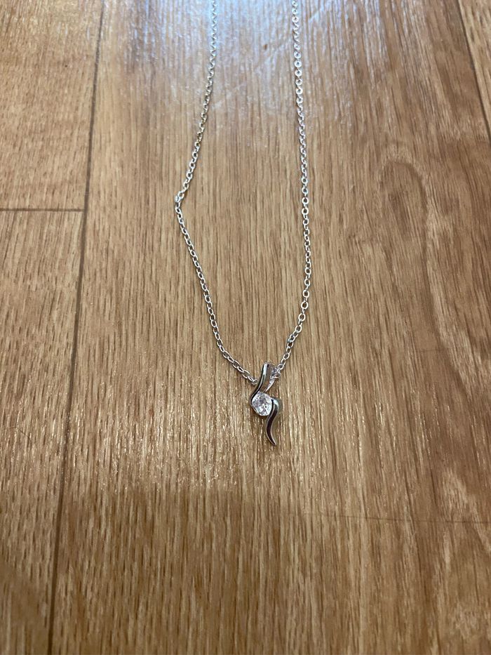 Ensemble collier + boucles fantaisie neuf - photo numéro 2