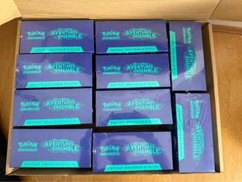 Lot de 10 ETB Pokémon Aventure ensemble Ev9.0