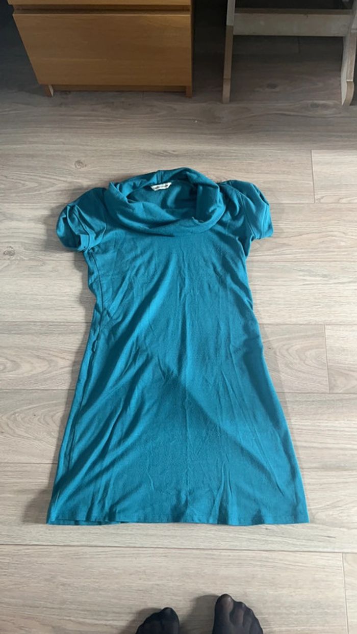 Robe sans manches