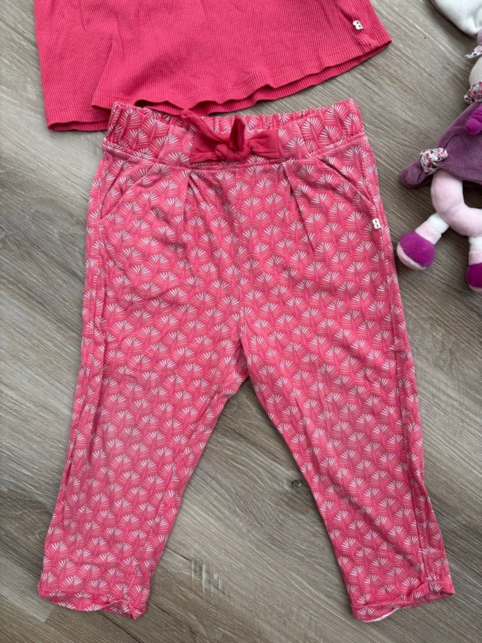 Ensemble t-shirt + pantalon fin taille 24 mois - photo numéro 3