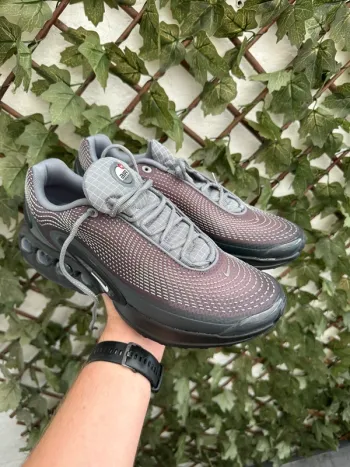 Nike air Max Taille 43 neuf