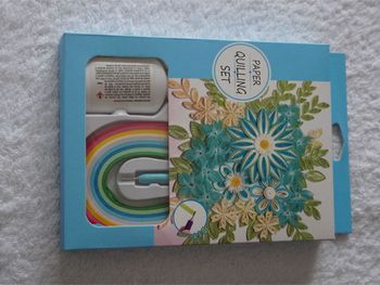 Set Quilling Paper n°1 Loisirs créatifs neuf jamais ouvert pour Adultes (Age minimum + 14 ans)