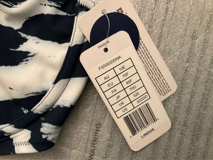 Haut maillot bleu et blanc Fantasie neuf - photo numéro 3