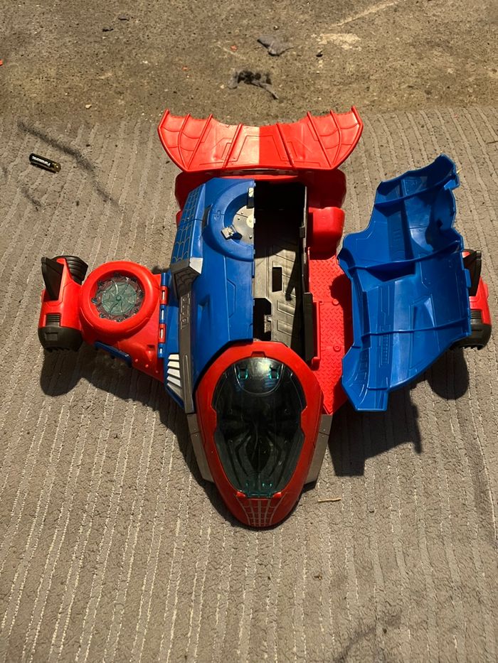 Avion Spiderman