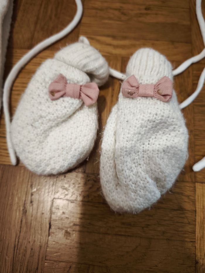 Ensemble bonnet - écharpe - moufles - photo numéro 2
