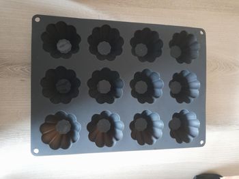 Moule à  muffins en silicone x12 (23 cm x 32 cm)