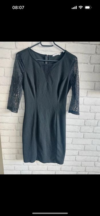 Robe manche 3/4 en dentelle Naf Naf taille S