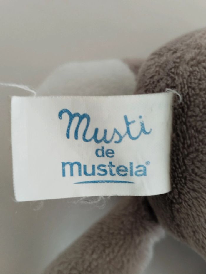 Oursonne et son bébé en écharpe gris et violet Mustela - photo numéro 4