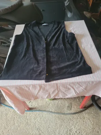 Gilet sans manche taille 3