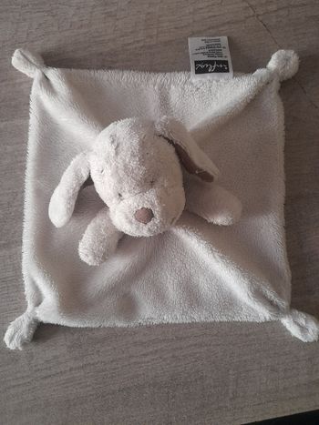 Doudou chien blanc et marron Influx