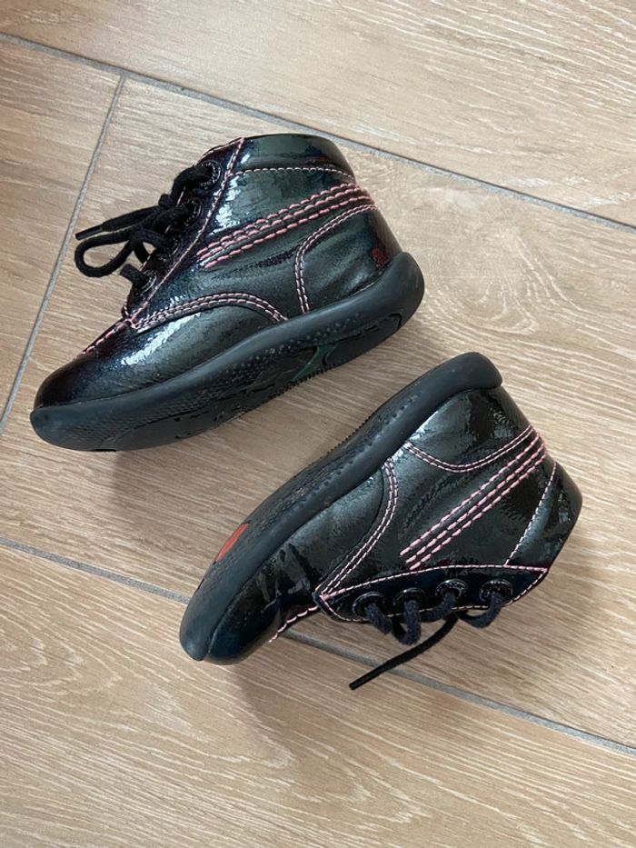 Chaussures vernies t.22 - photo numéro 5